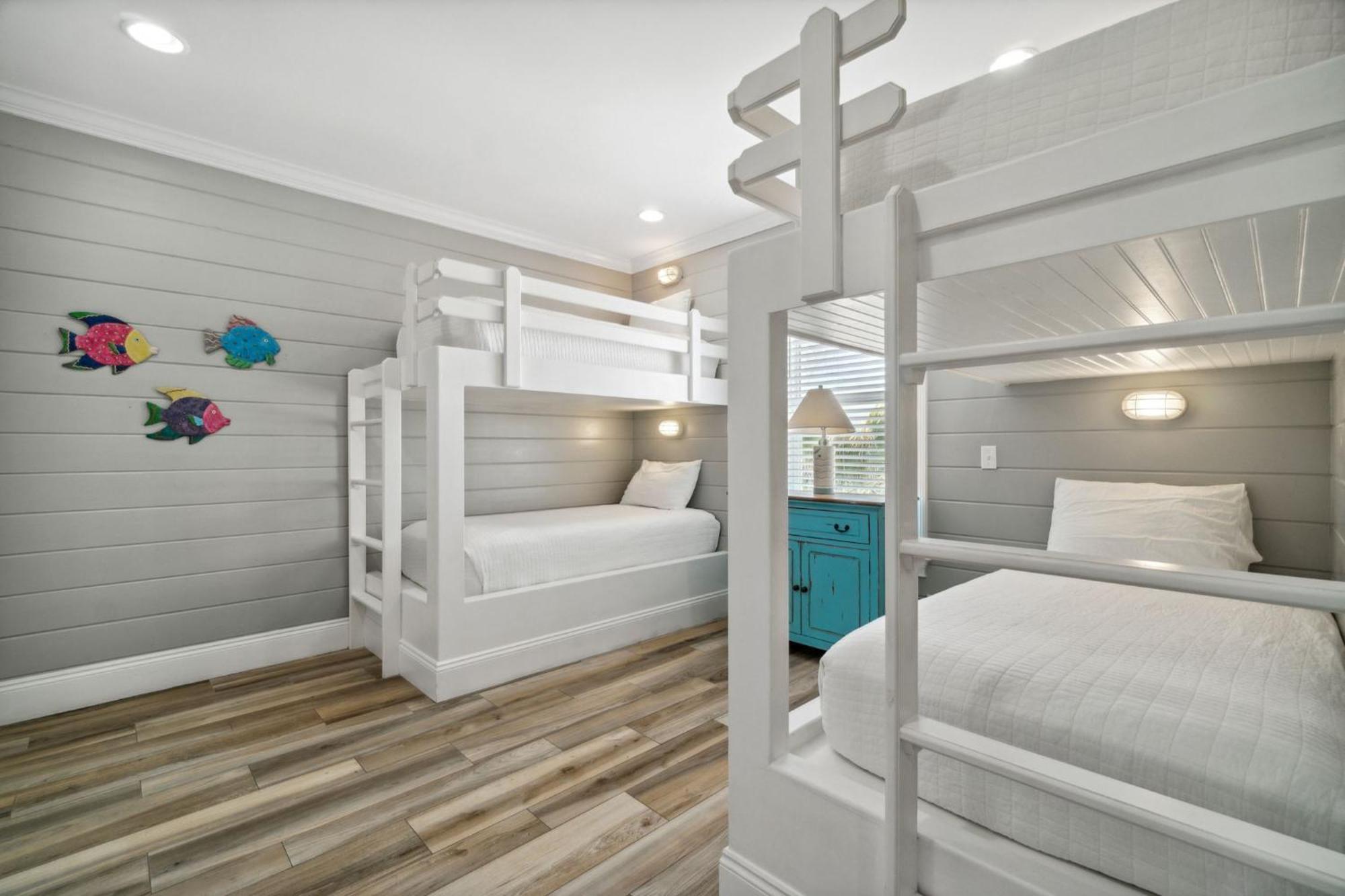 Vast Cay Castle With Private Beach And Game Room Destin Exterior photo